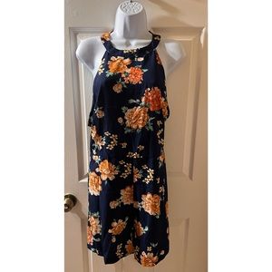 Plus size zipper back floral romper